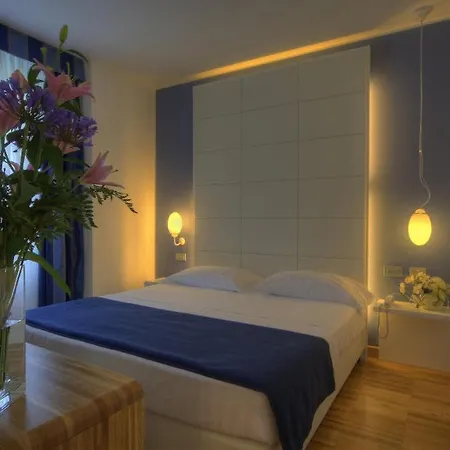 Point Hotel 3*